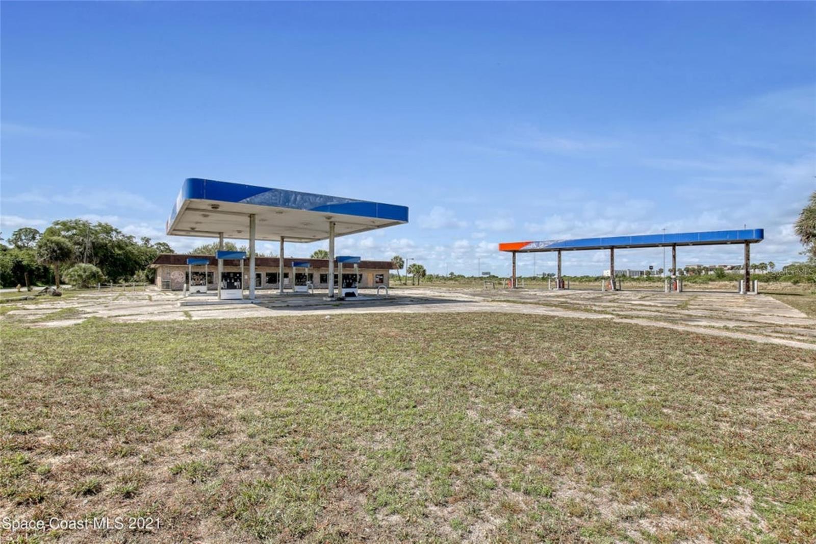 Listing photo id 16 for 8251 Windover Way