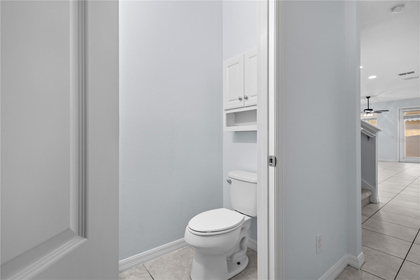 Image 13 of 39 For 11408 Center Lake Drive