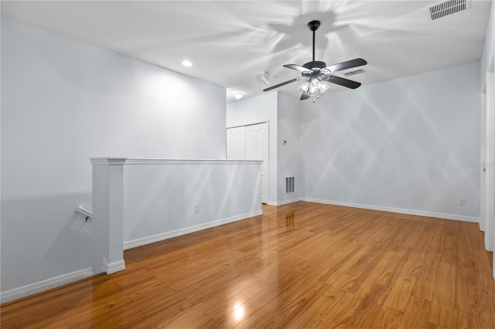 Image 16 of 39 For 11408 Center Lake Drive