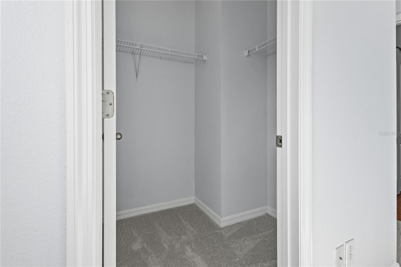 Image 21 of 39 For 11408 Center Lake Drive