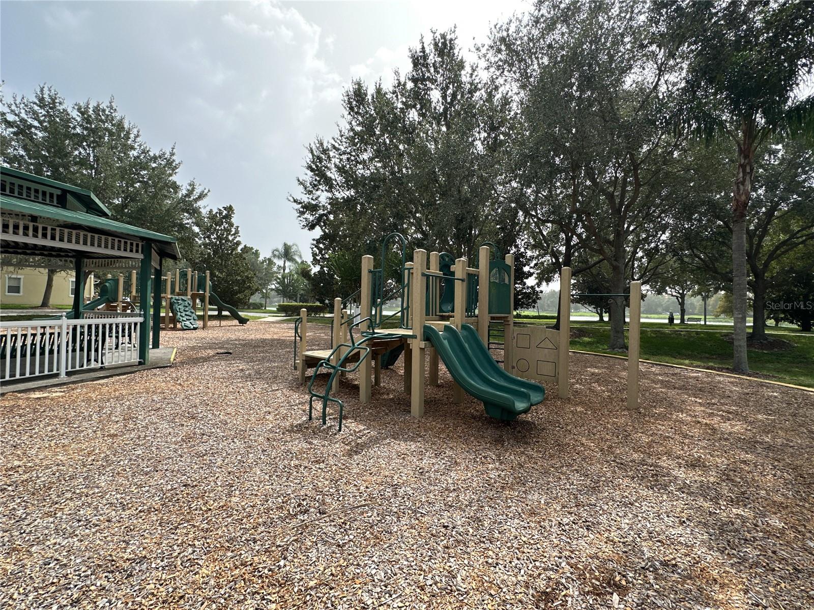 Image 31 of 39 For 11408 Center Lake Drive