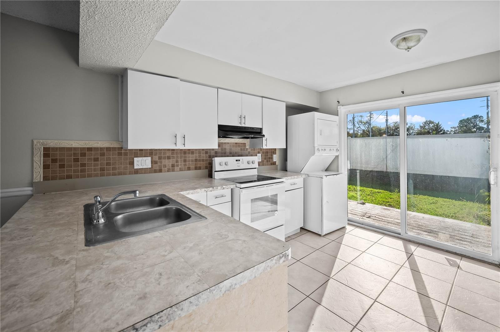 Image 8 of 18 For 1896 Caralee Boulevard 2