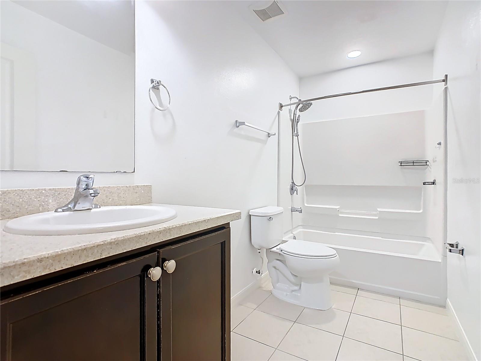 Image 22 of 24 For 11717 Thatcher Avenue