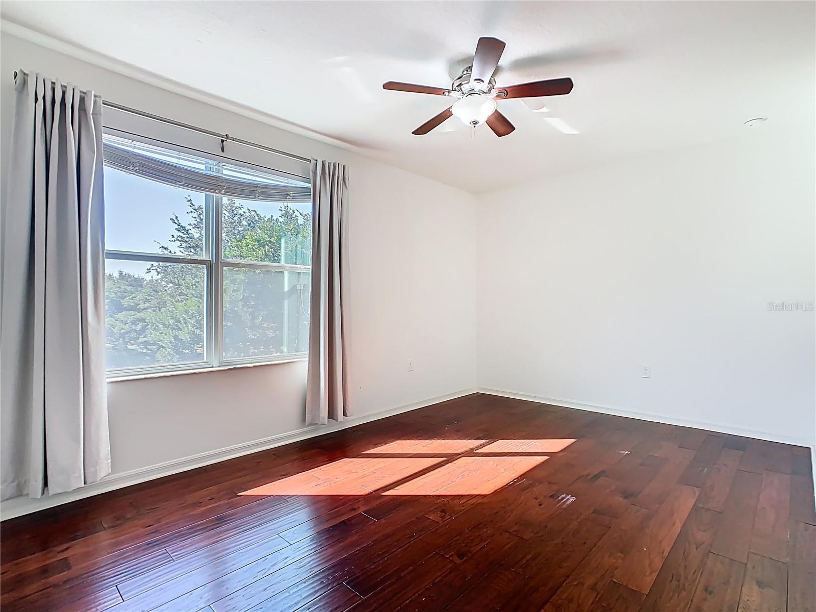 Image 24 of 24 For 11717 Thatcher Avenue