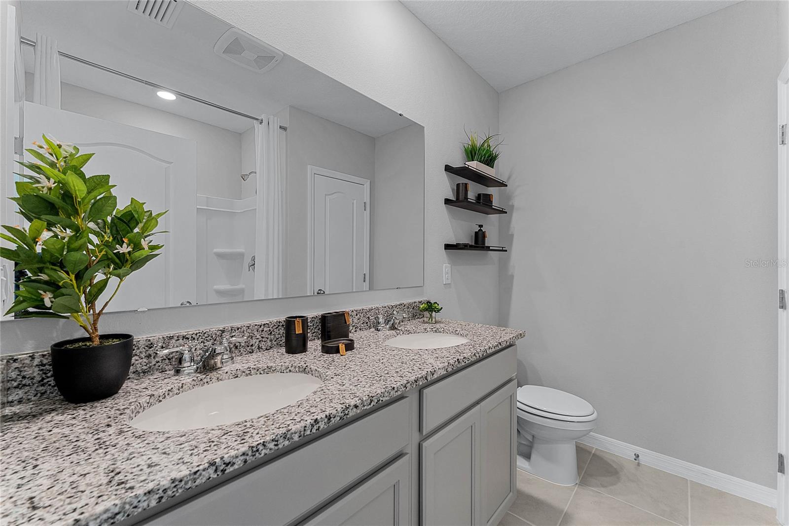 Image 16 of 34 For 3494 Major Oak Boulevard