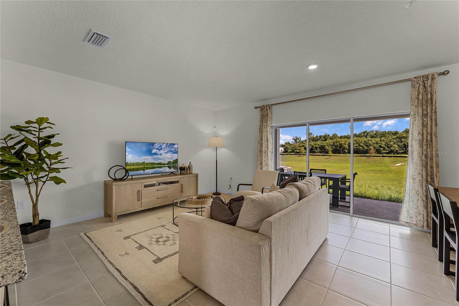 Image 5 of 34 For 3494 Major Oak Boulevard