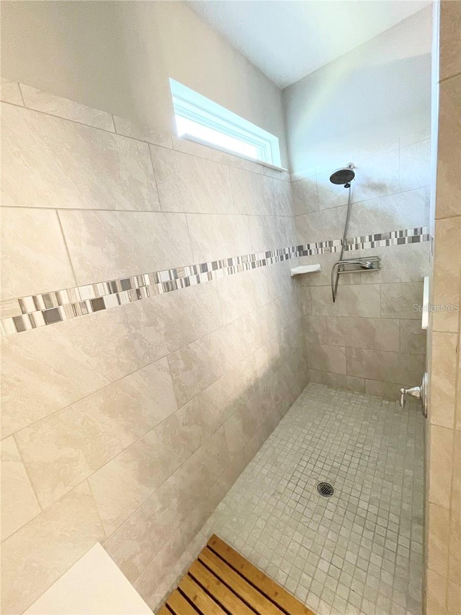 Image 14 of 20 For 5837 Wooden Pine Drive