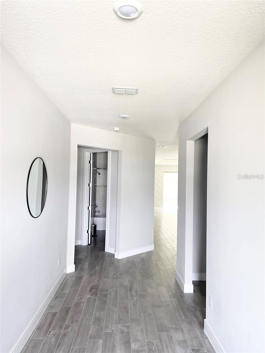 Image 4 of 20 For 5837 Wooden Pine Drive