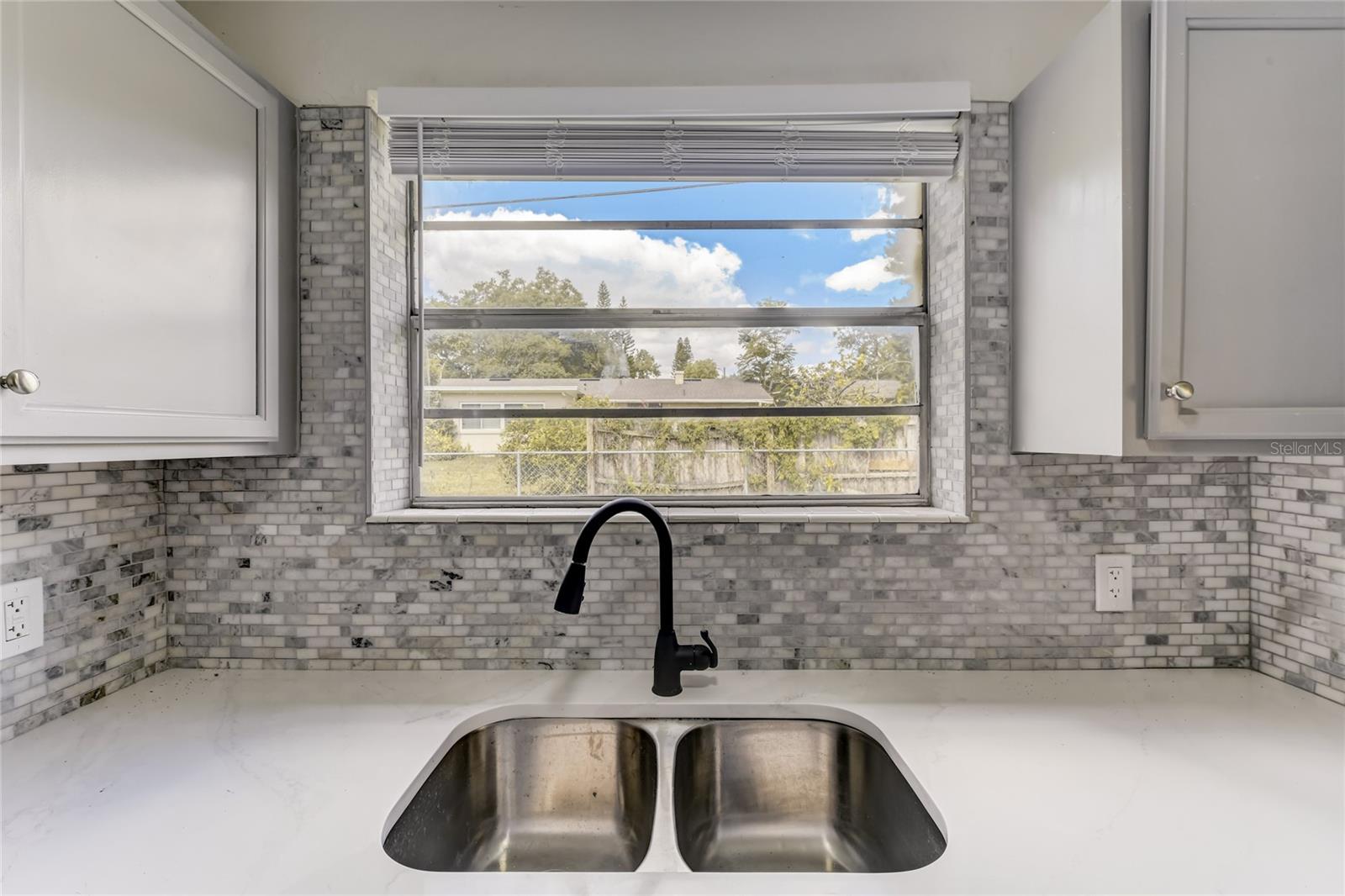 Image 11 of 36 For 2600 Crystal Lake Drive