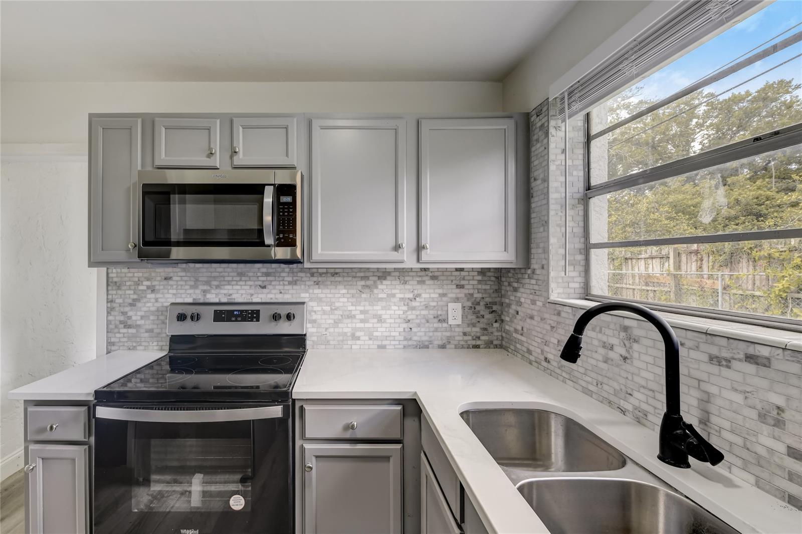 Image 13 of 36 For 2600 Crystal Lake Drive