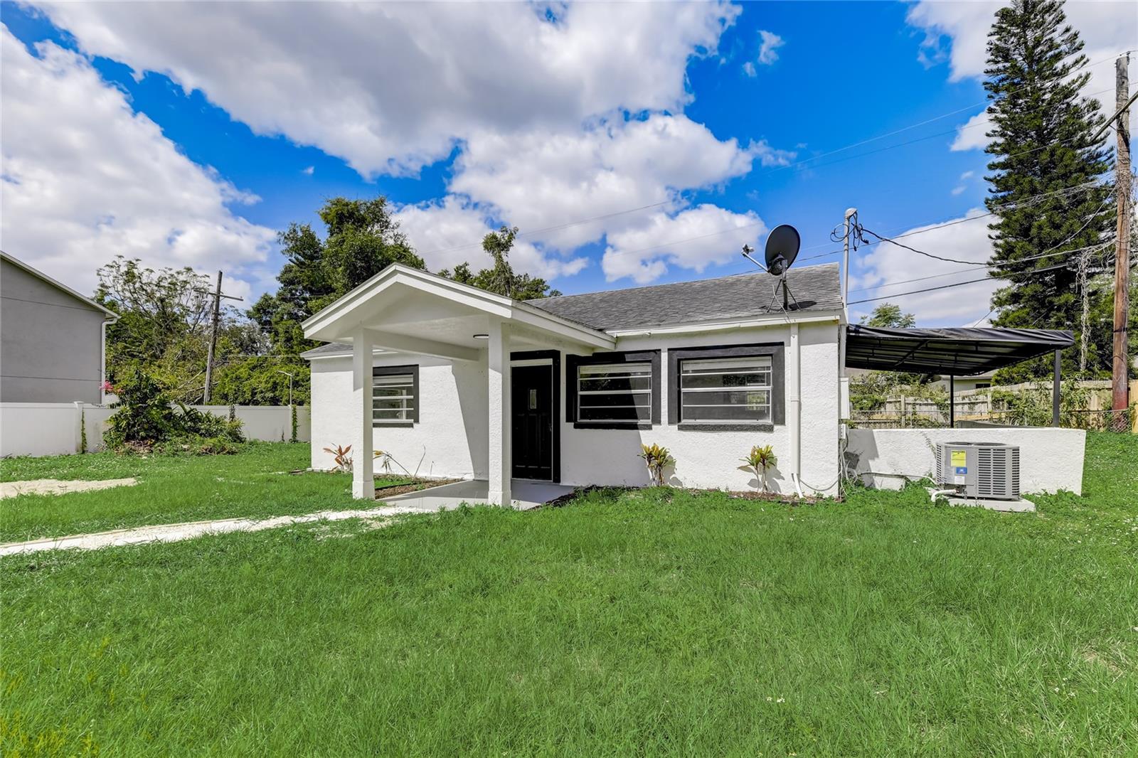 Image 25 of 36 For 2600 Crystal Lake Drive