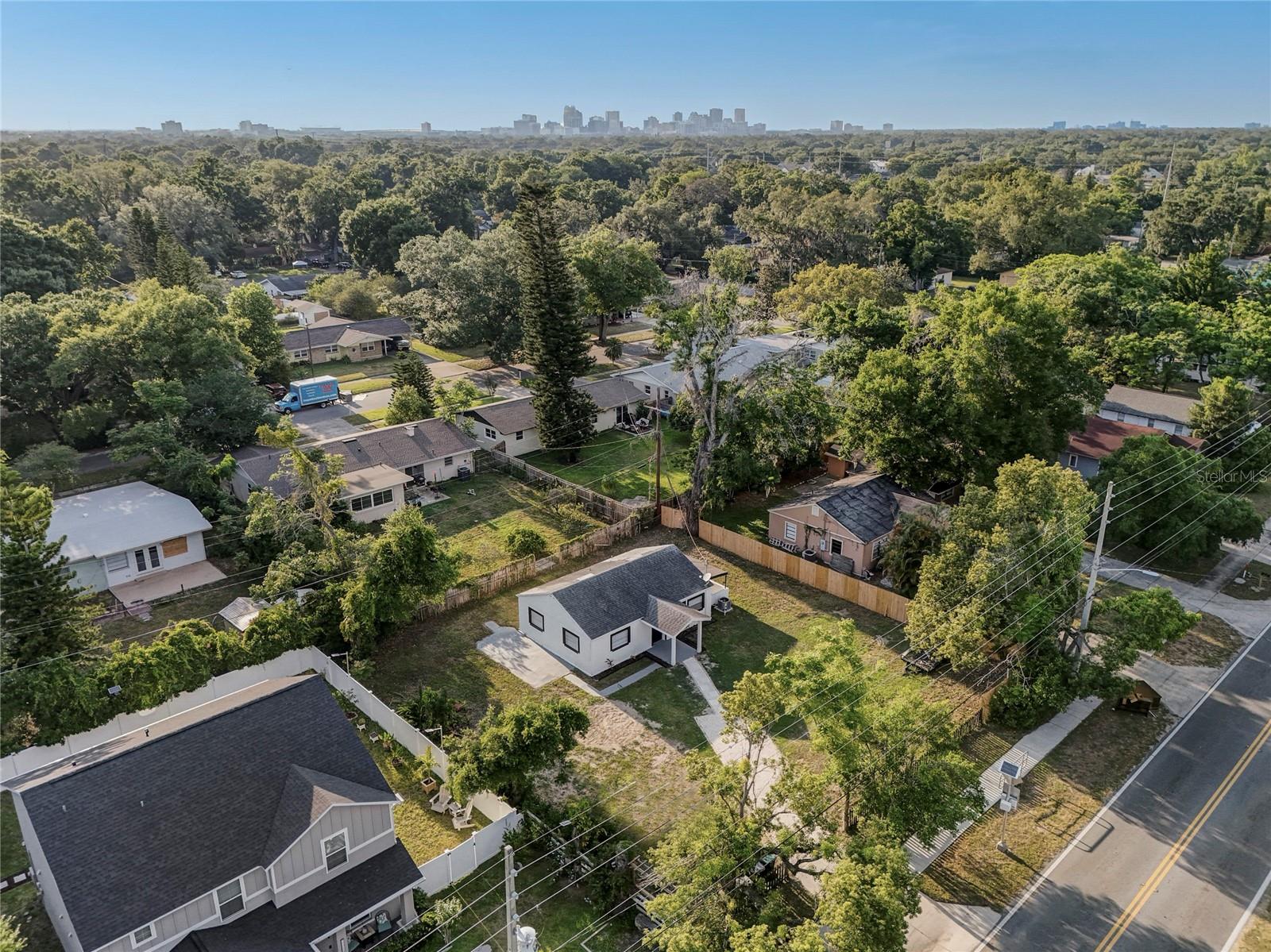 Image 31 of 36 For 2600 Crystal Lake Drive