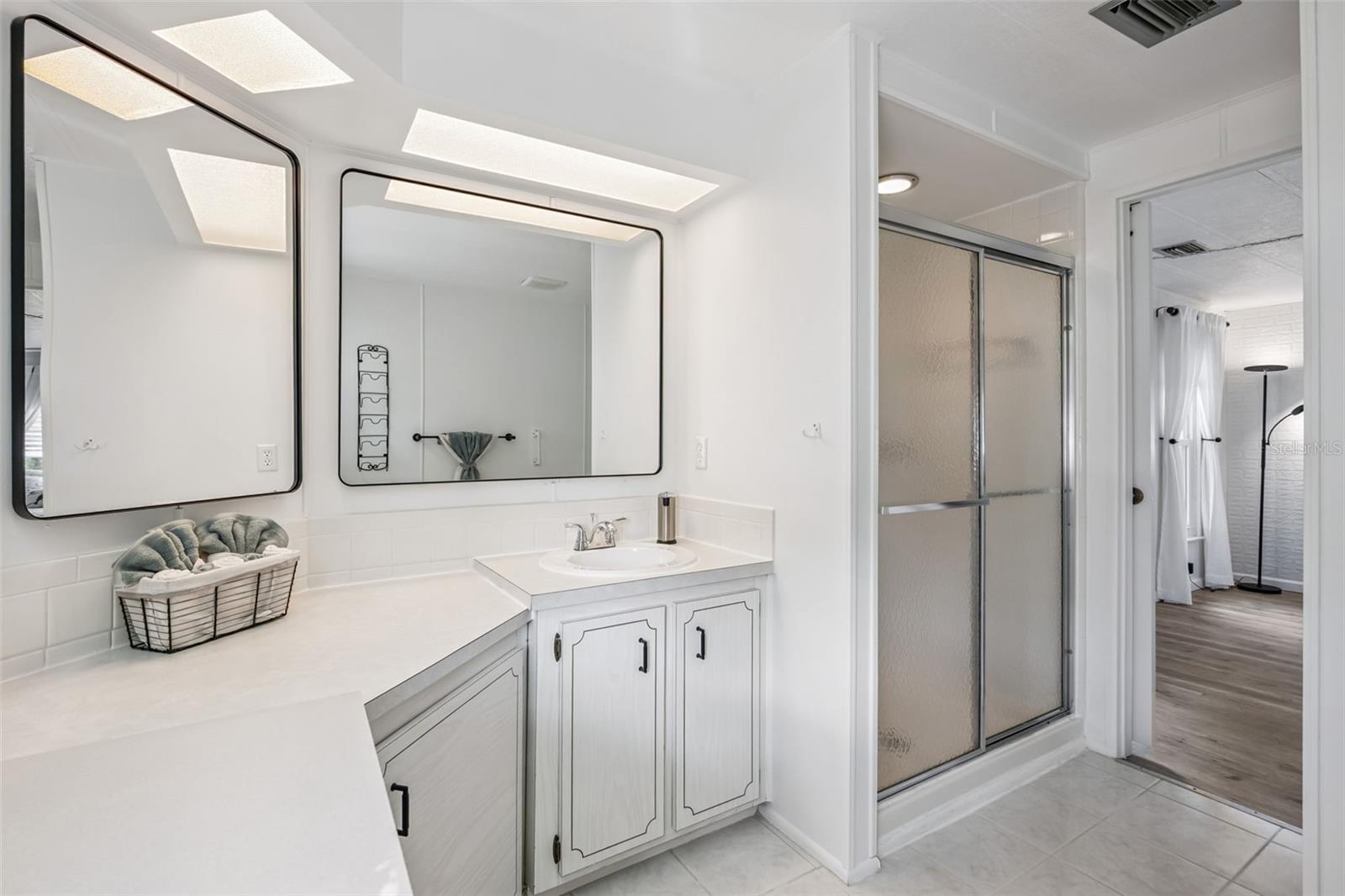 Image 21 of 49 For 2156 Wax Myrtle Drive 1757