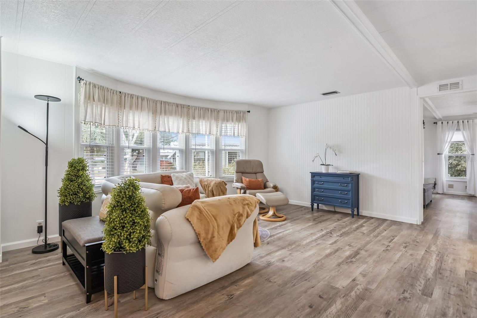 Image 7 of 49 For 2156 Wax Myrtle Drive 1757