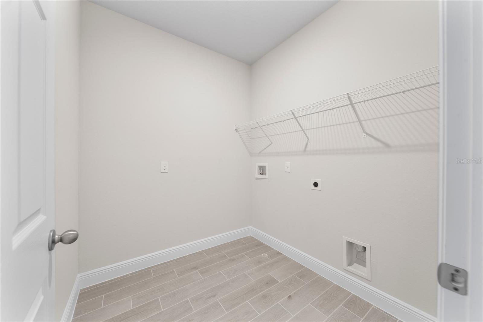 Image 14 of 34 For 1375 Merrydale Way