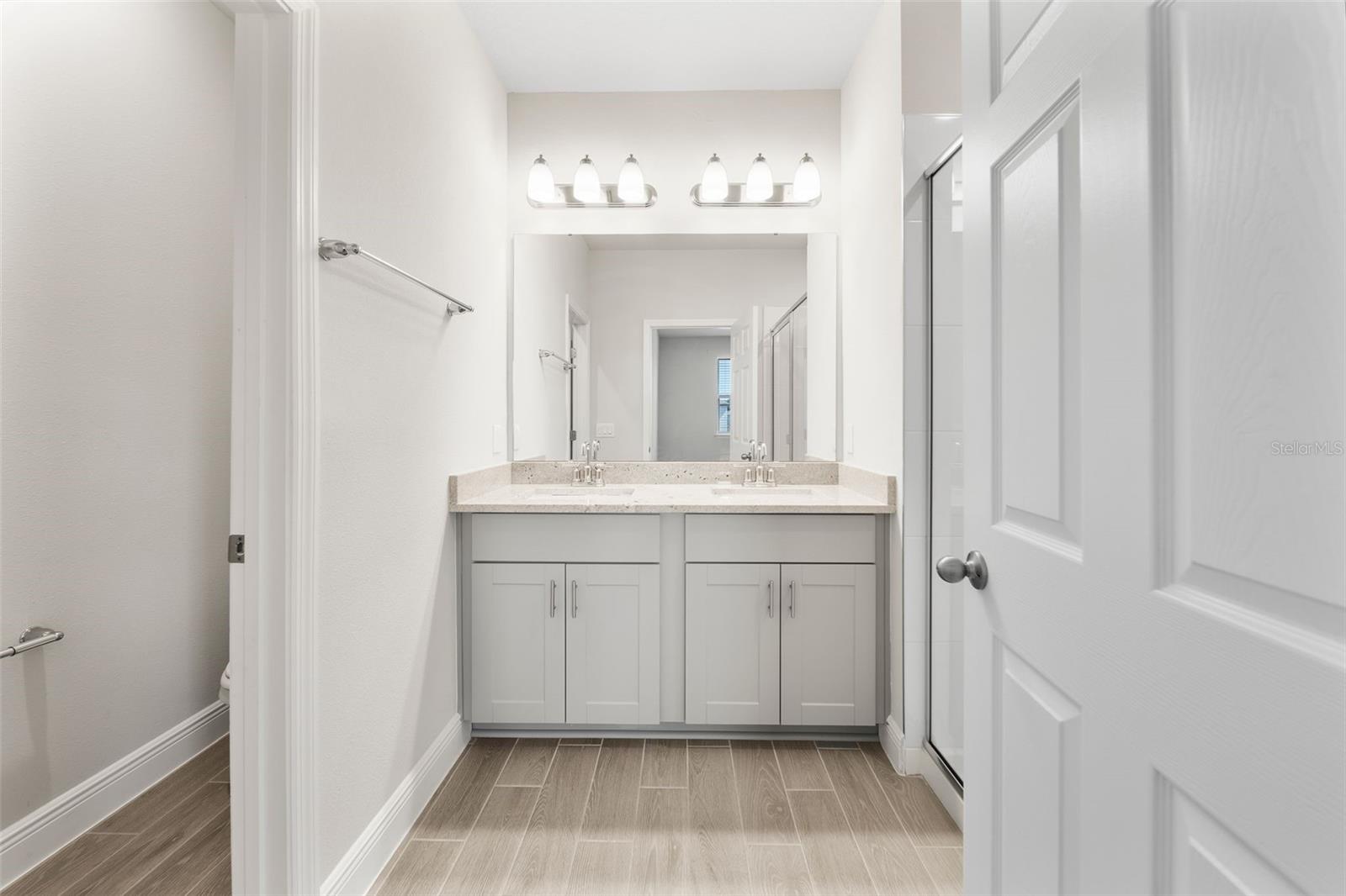 Image 17 of 34 For 1375 Merrydale Way