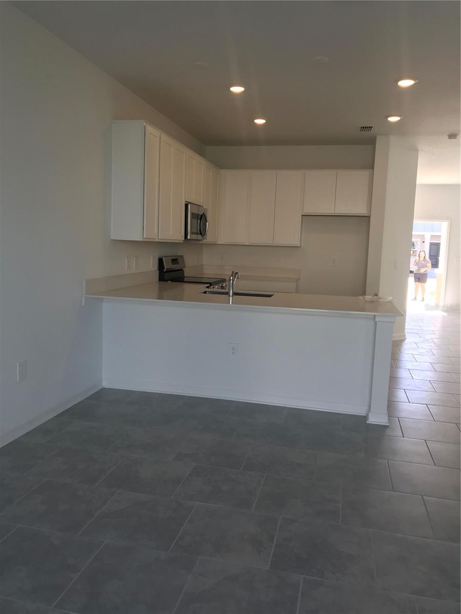 Image 5 of 8 For 3007 Chantilly Drive