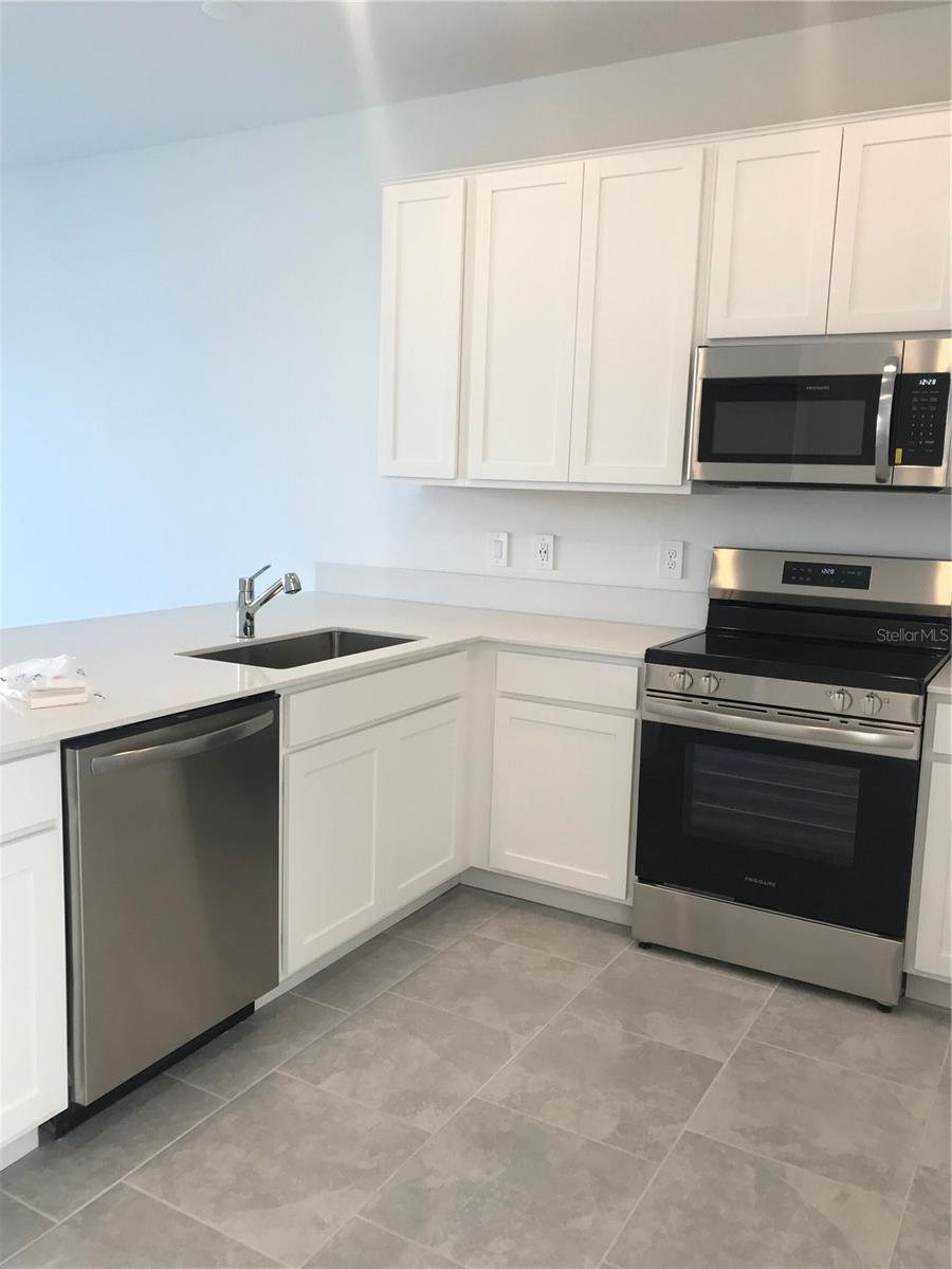 Image 7 of 8 For 3007 Chantilly Drive