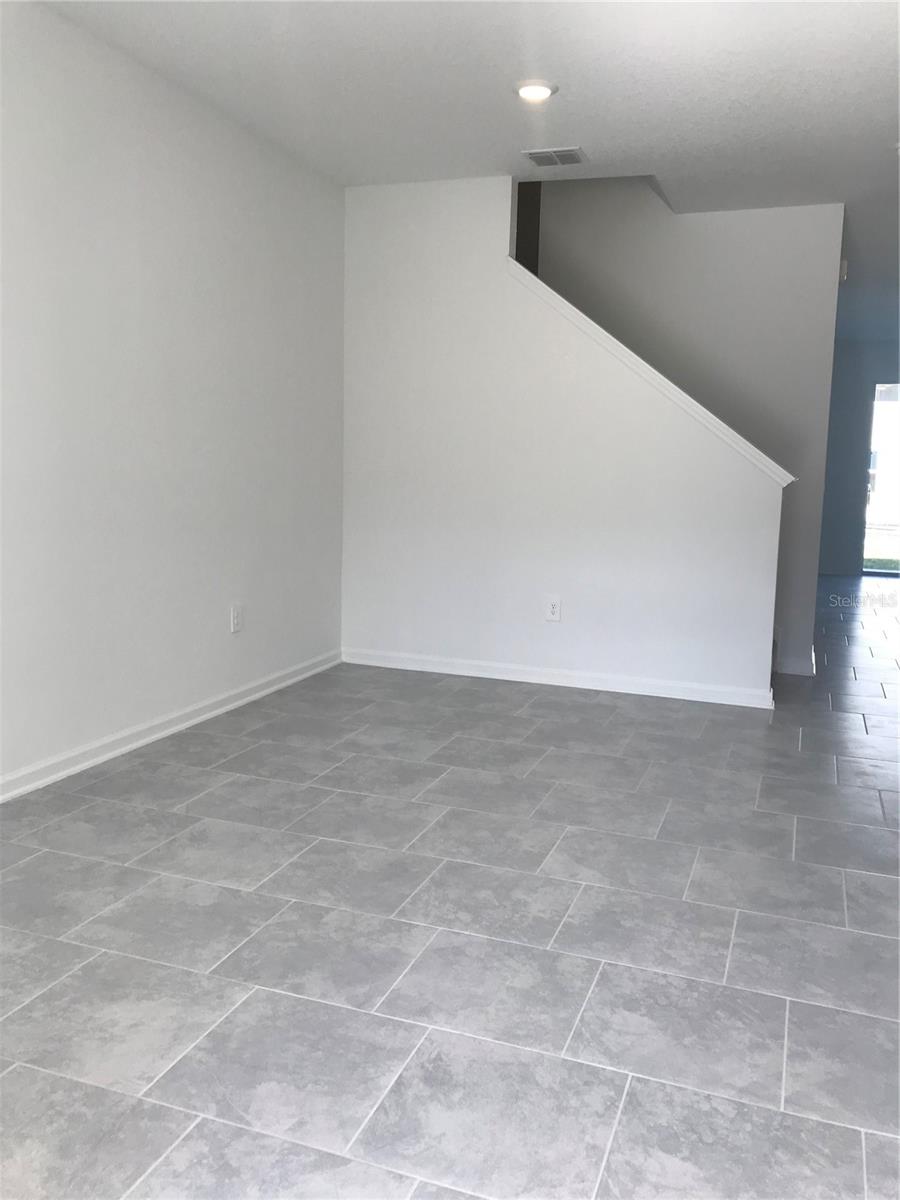 Image 8 of 8 For 3007 Chantilly Drive