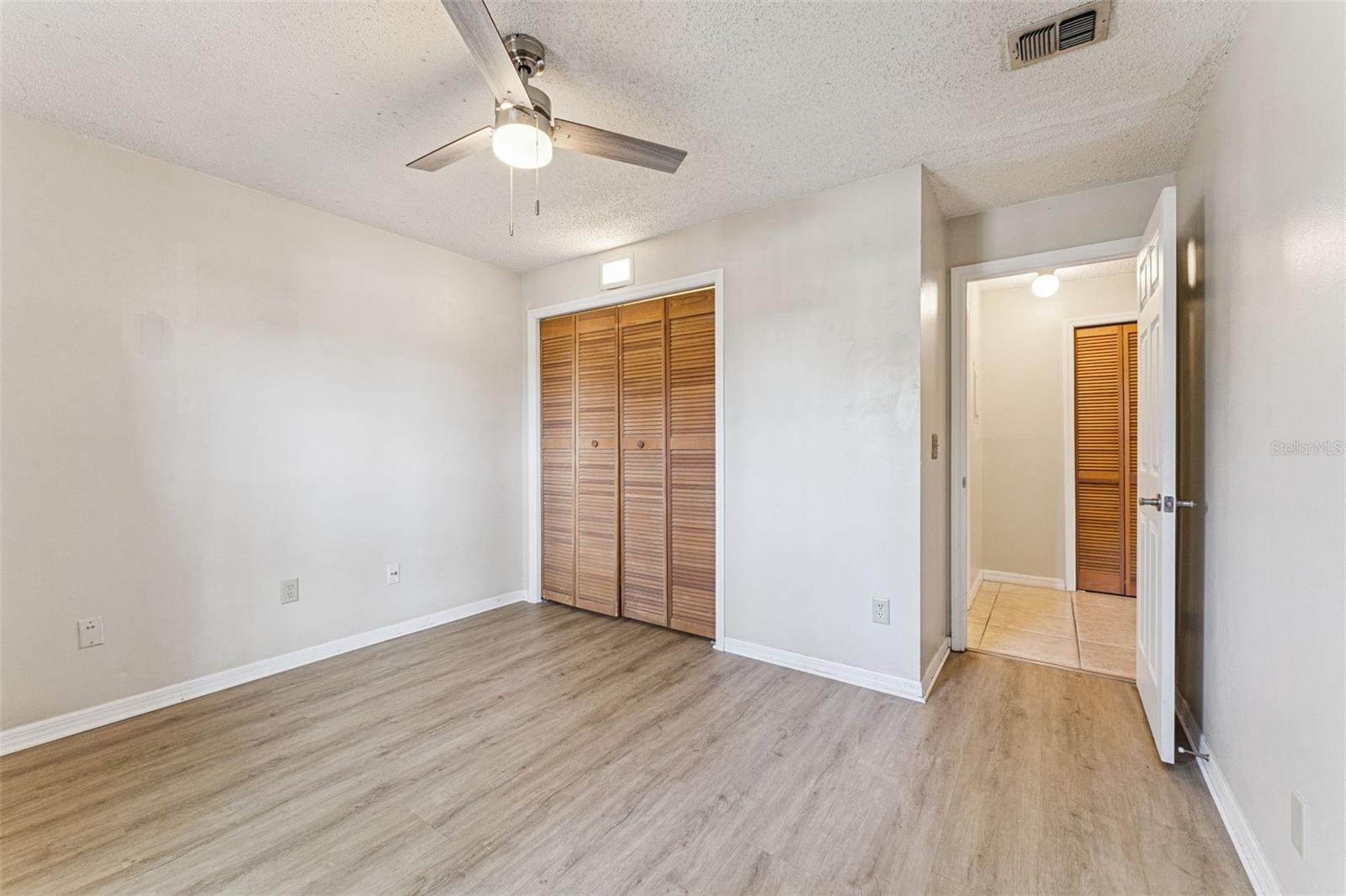 Image 12 of 42 For 600 Northern Way 201