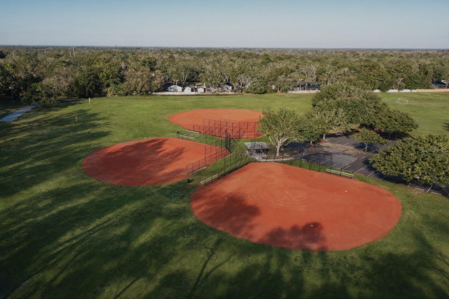 Image 39 of 42 For 600 Northern Way 201