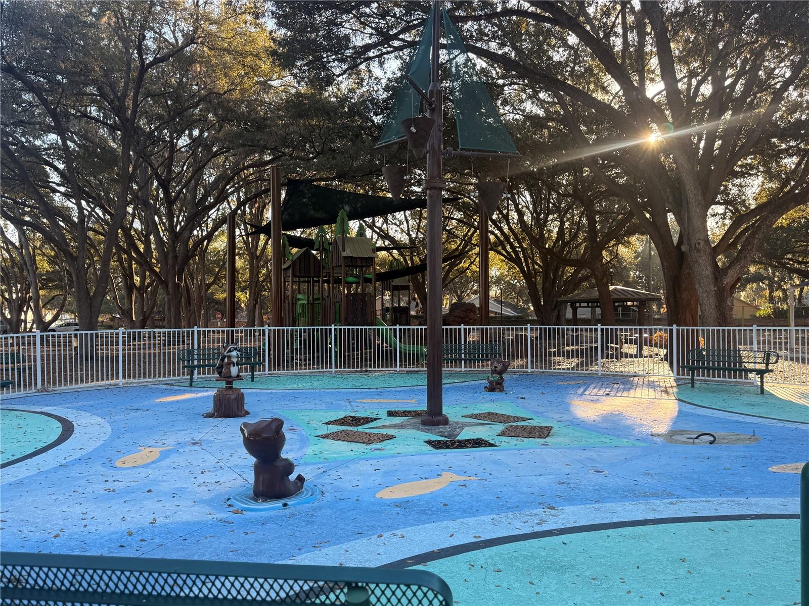 Image 41 of 42 For 600 Northern Way 201