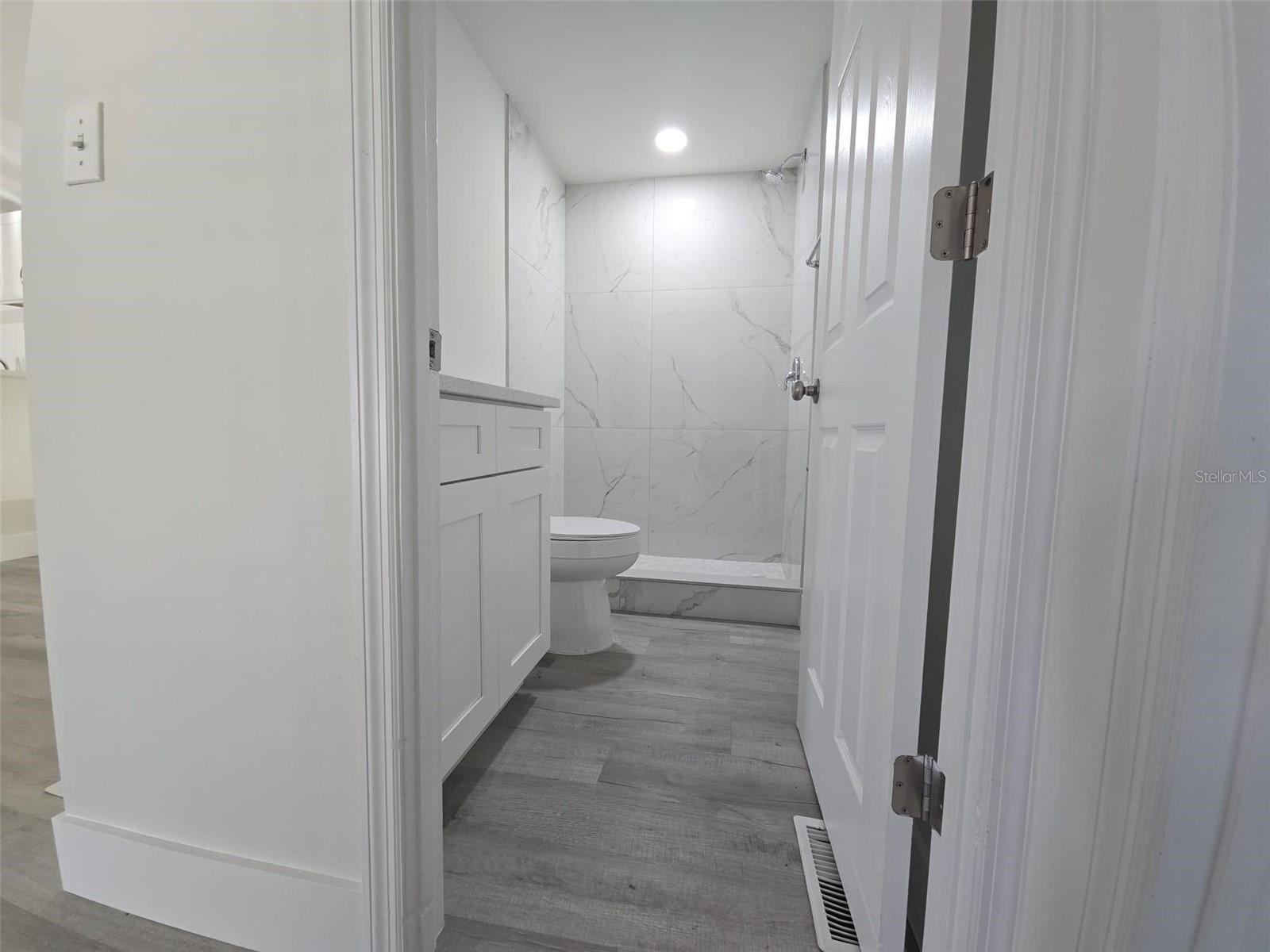 Image 14 of 23 For 37344 Stanford Avenue