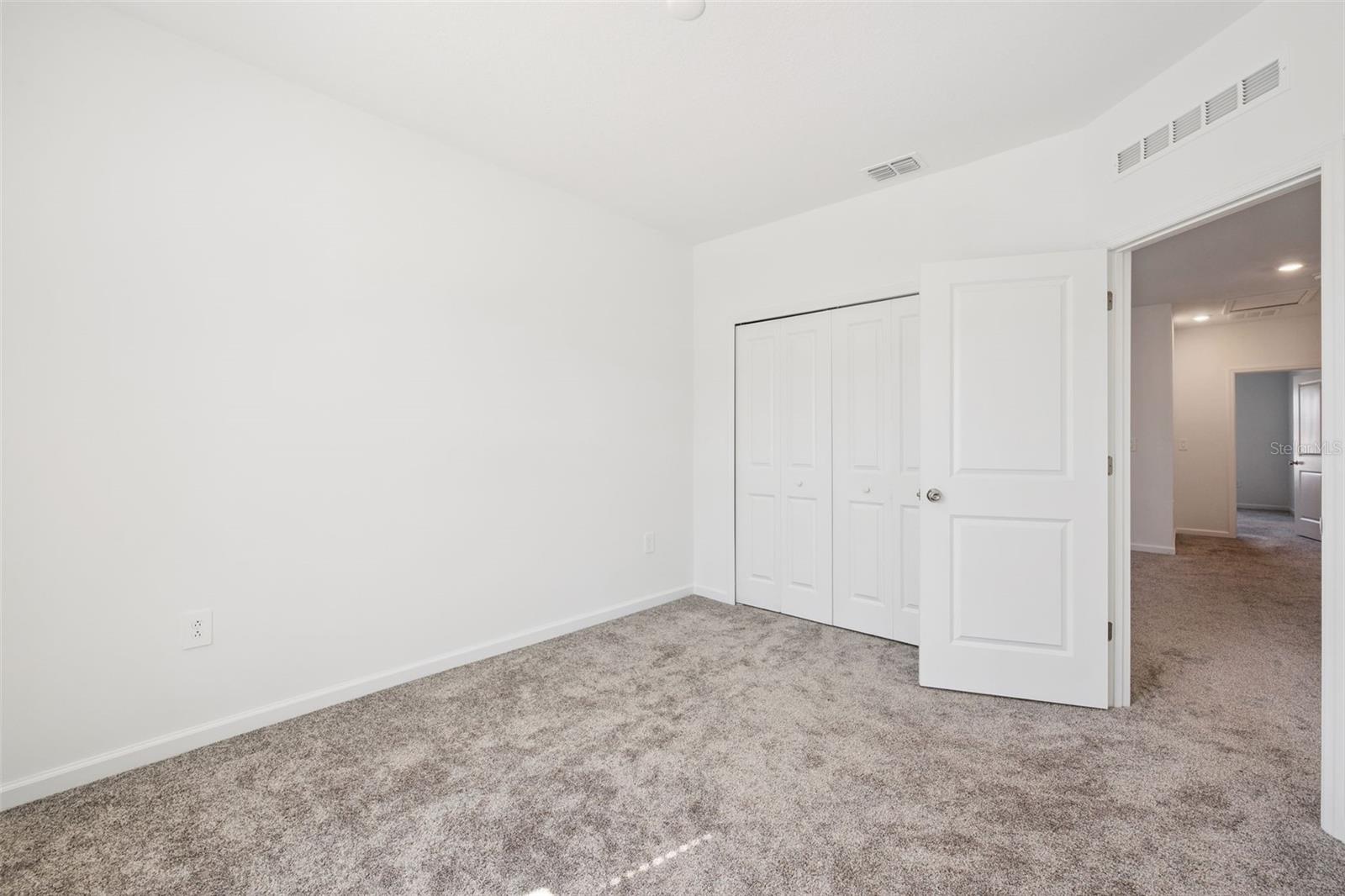 Image 14 of 28 For 3141 Laurent Loop