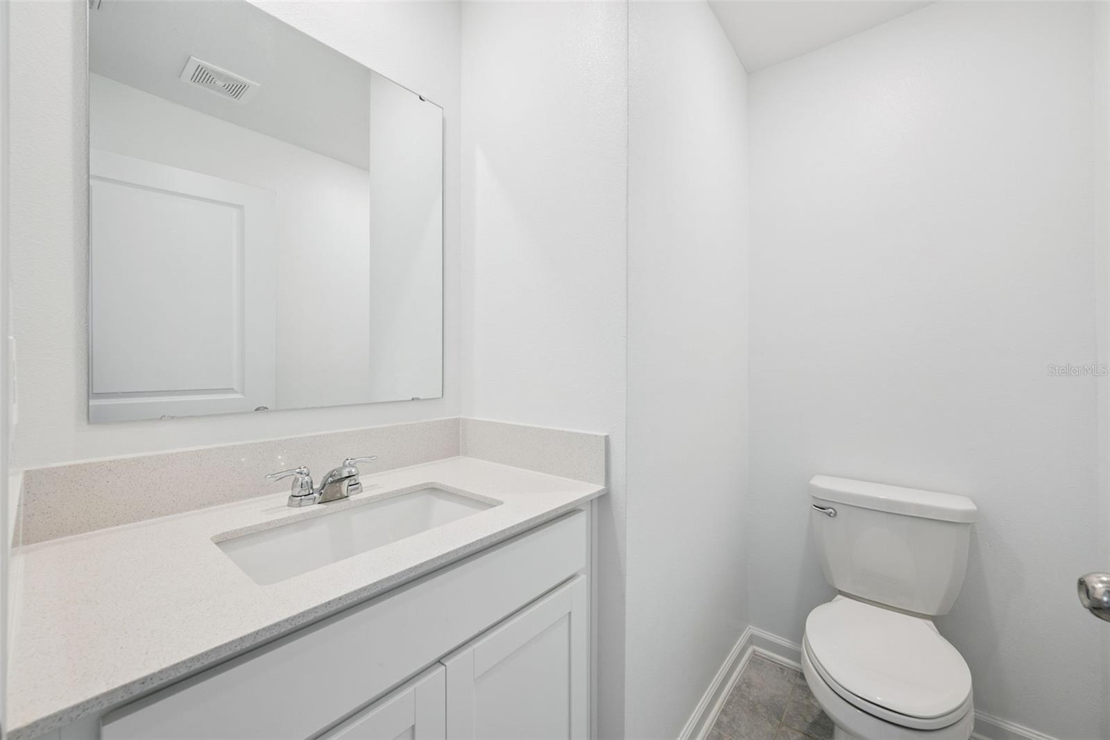 Image 17 of 28 For 3141 Laurent Loop