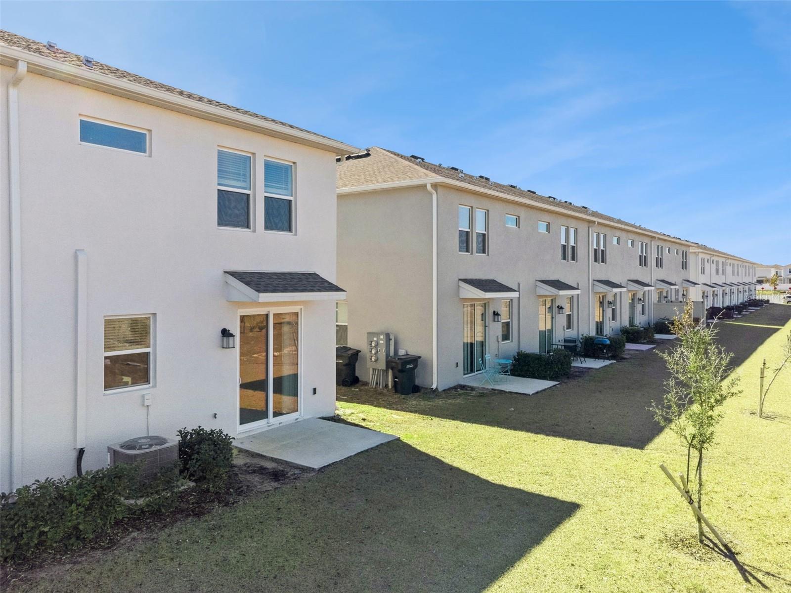 Image 21 of 28 For 3141 Laurent Loop