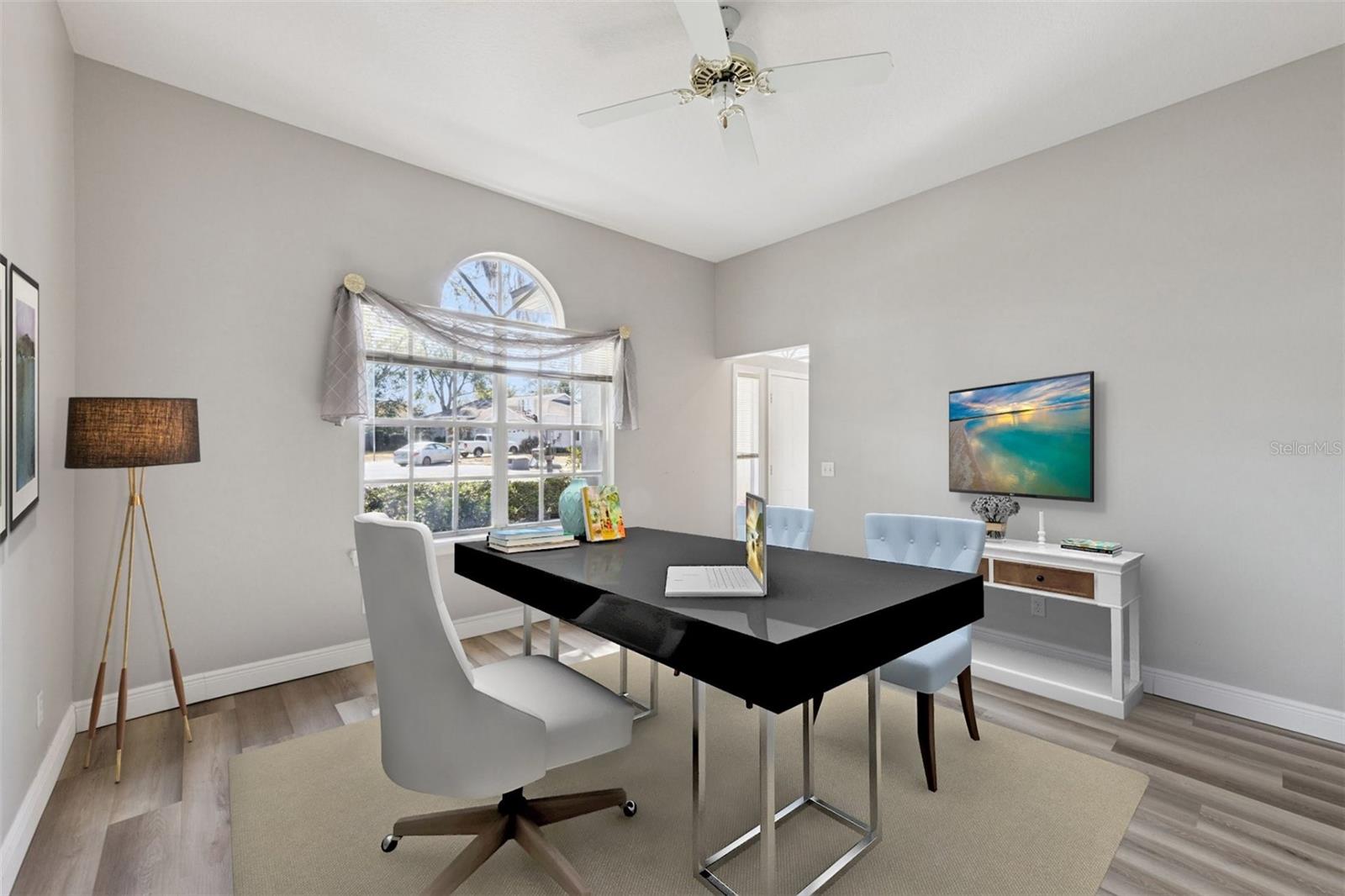 Image 9 of 41 For 160 Academy Oaks Place