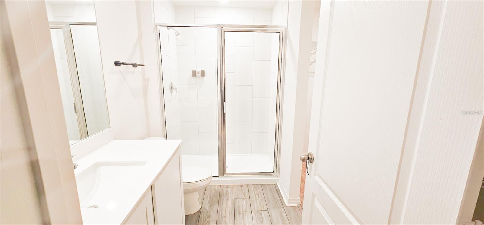 Image 14 of 21 For 271 Begonia Lane