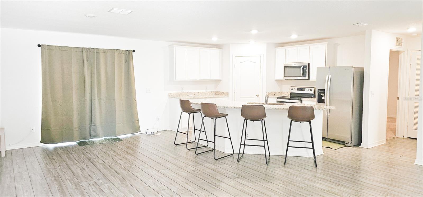 Image 7 of 21 For 271 Begonia Lane