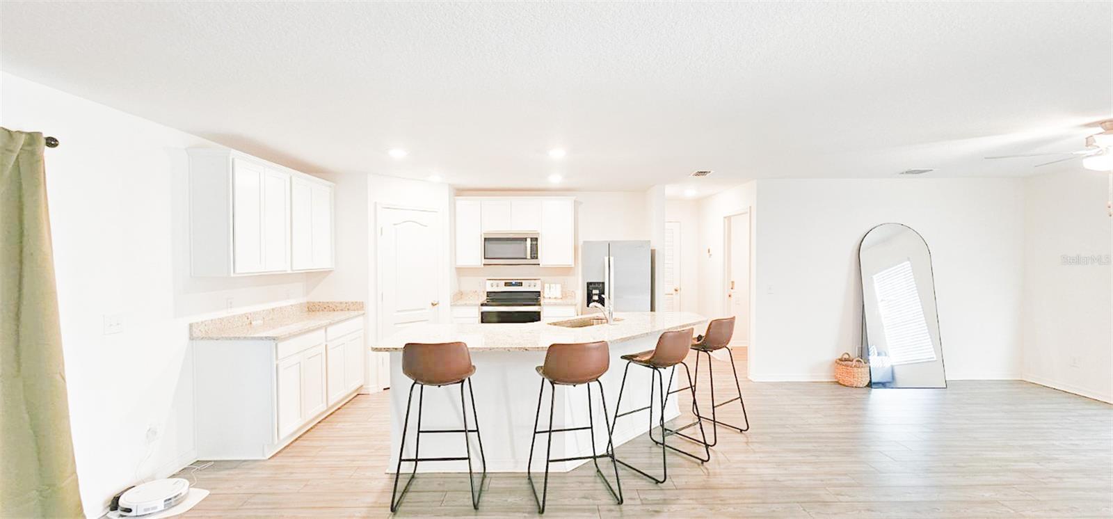 Image 8 of 21 For 271 Begonia Lane