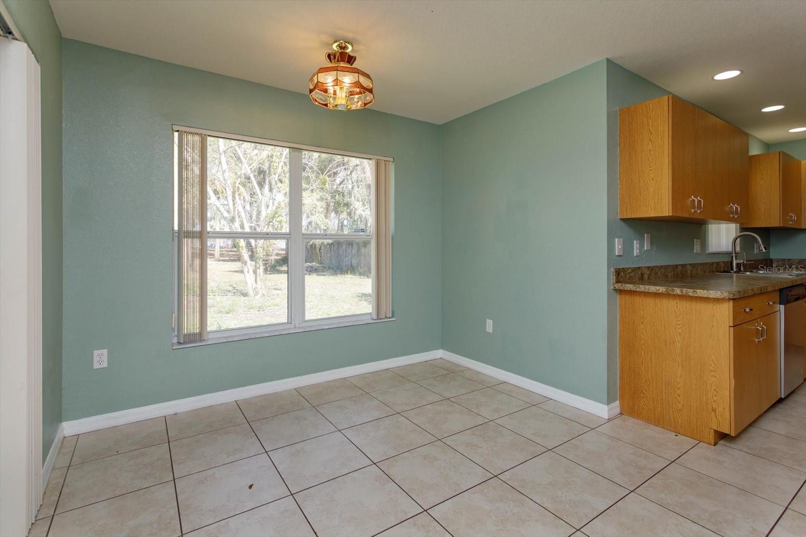 Image 8 of 20 For 312 Berckman Street