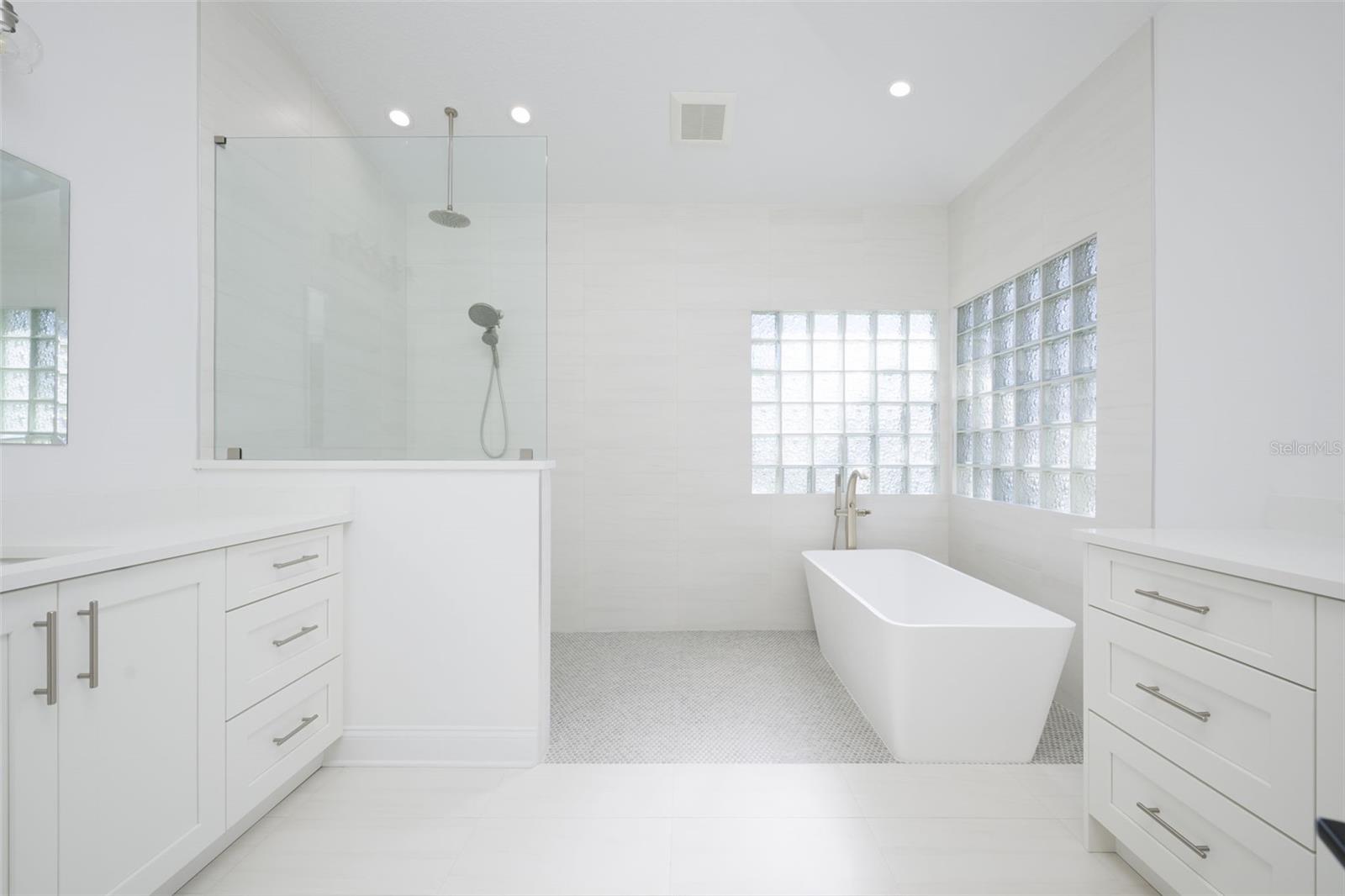 Image 31 of 60 For 3311 Oak Vista Drive