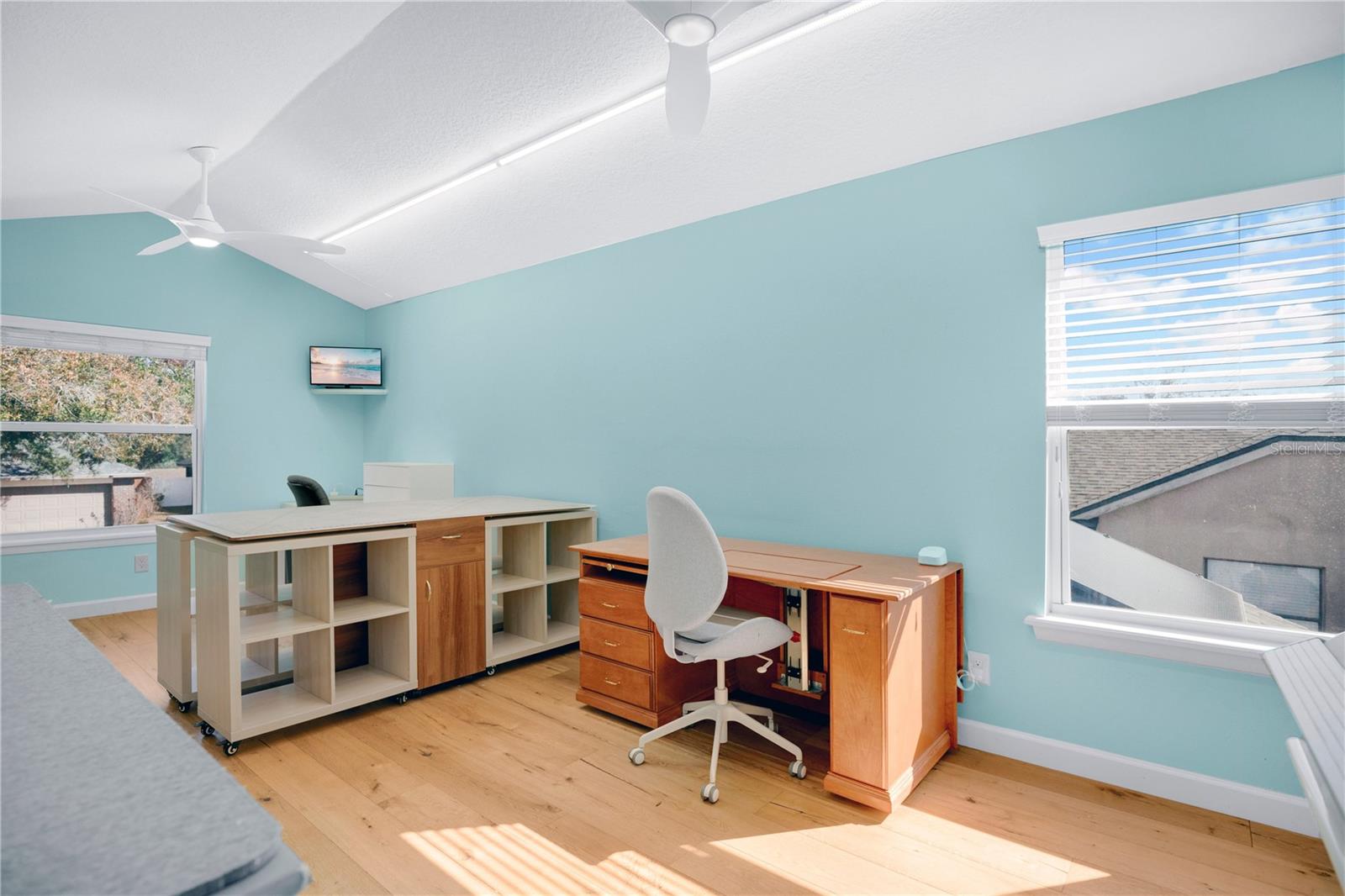 Image 19 of 38 For 3395 Hillmont Circle