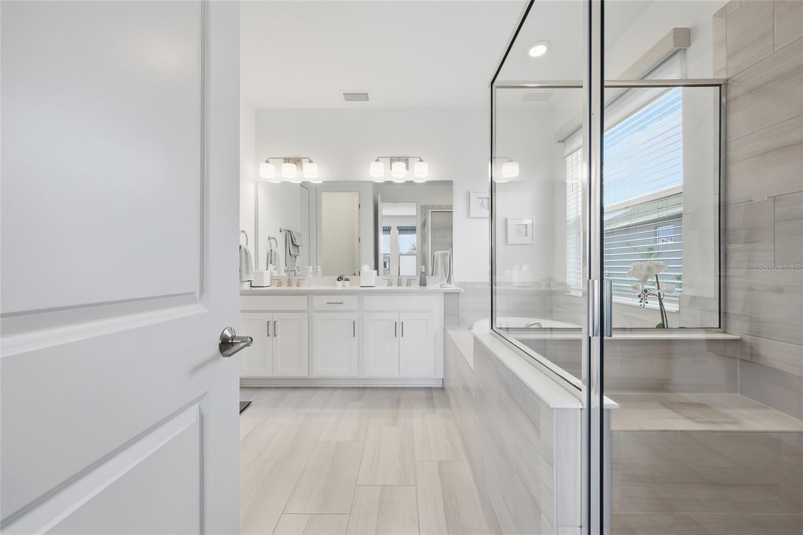 Image 12 of 30 For 4698 Coral Harbour Road