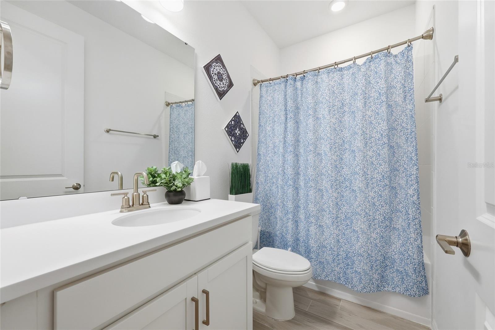 Image 19 of 30 For 4698 Coral Harbour Road