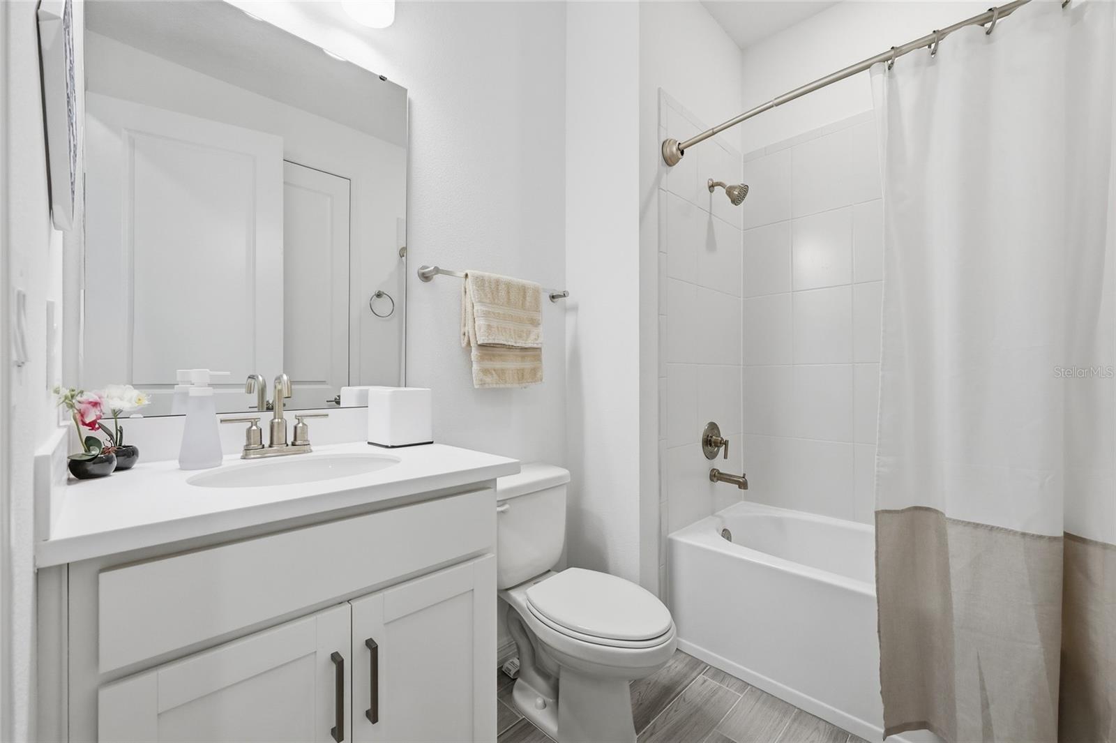 Image 23 of 30 For 4698 Coral Harbour Road