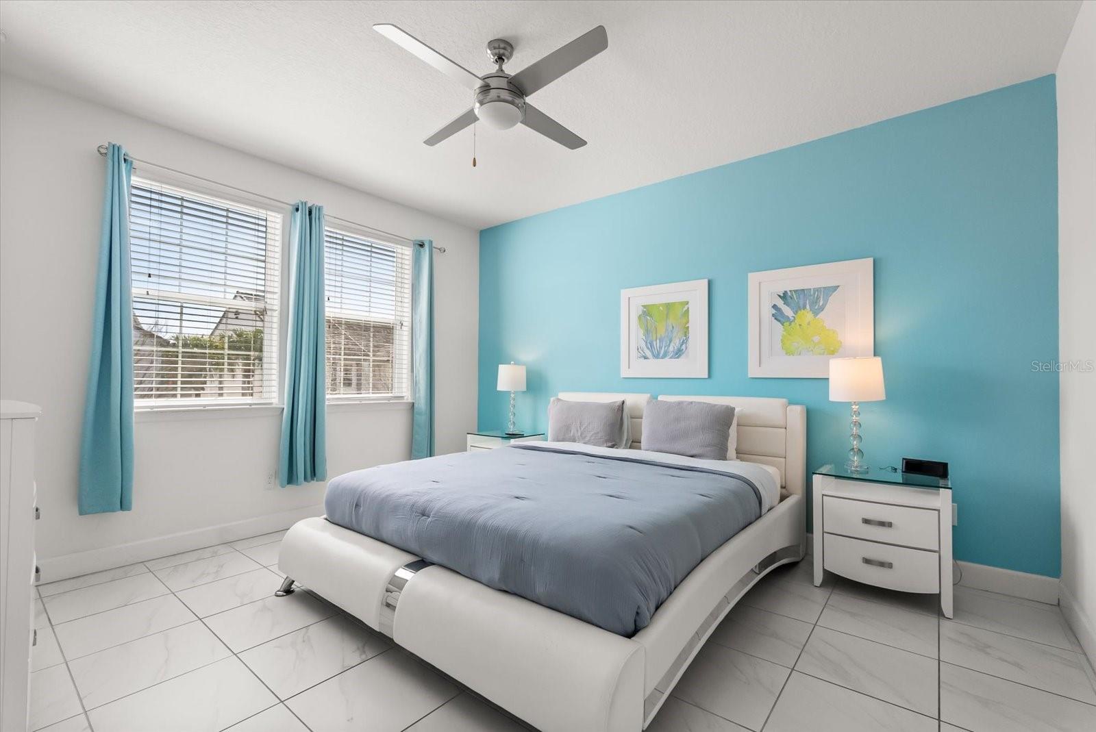 Image 17 of 58 For 337 Captiva Drive