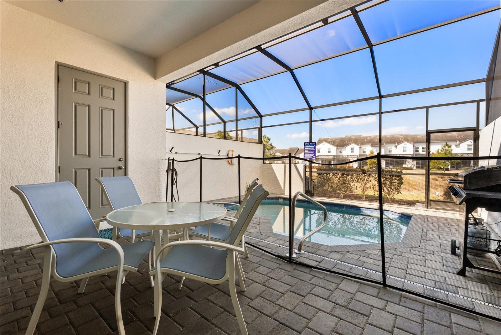 Image 4 of 58 For 337 Captiva Drive