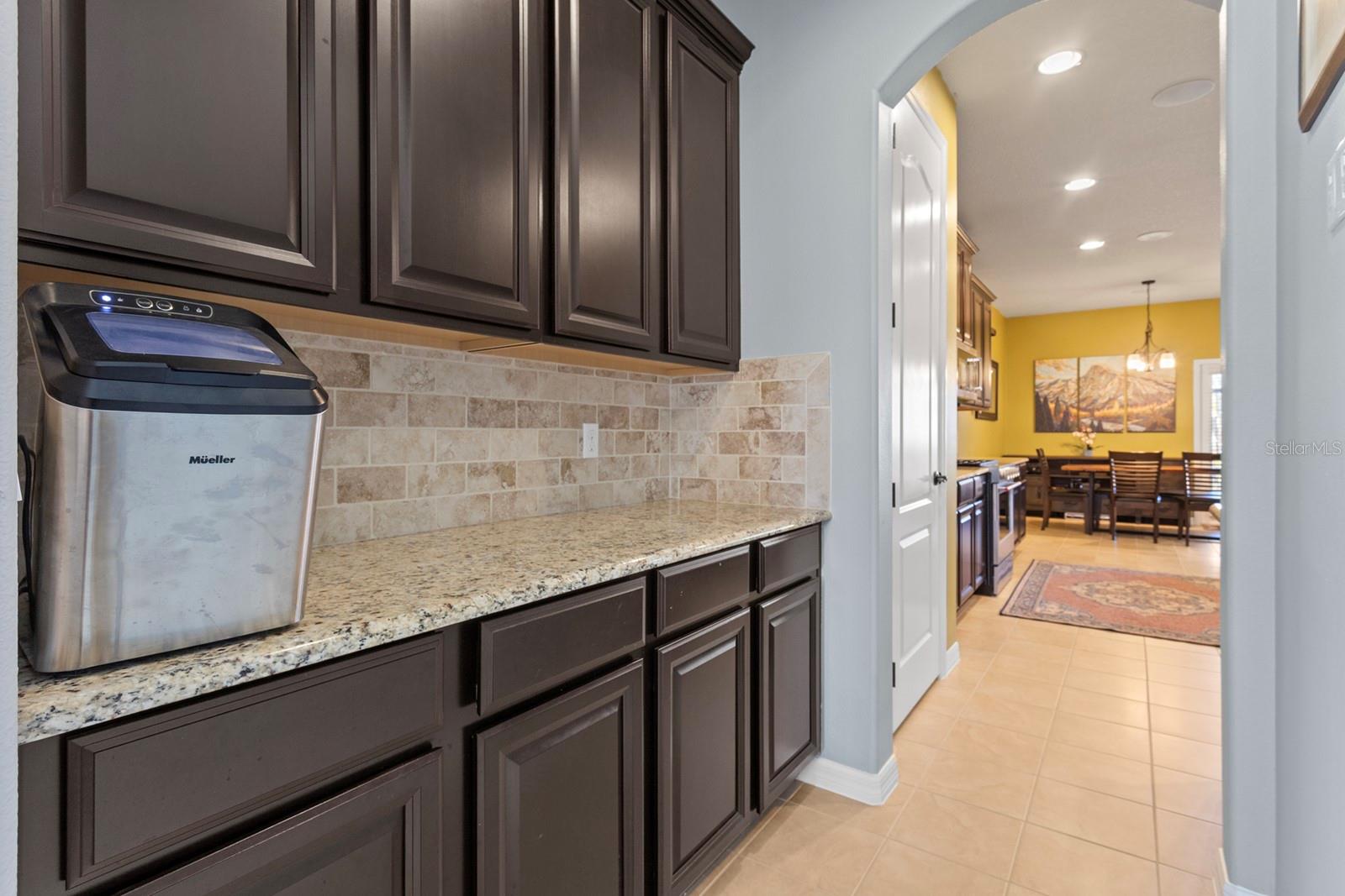 Image 14 of 64 For 15306 Sandfield Loop