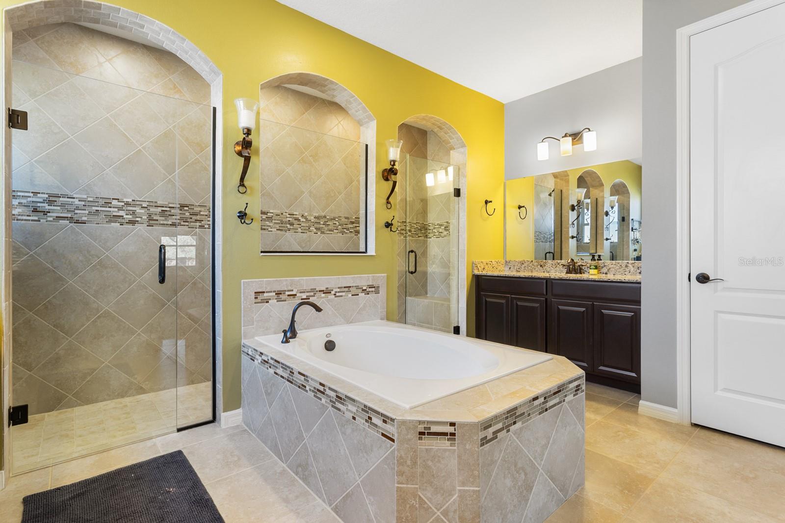 Image 24 of 64 For 15306 Sandfield Loop