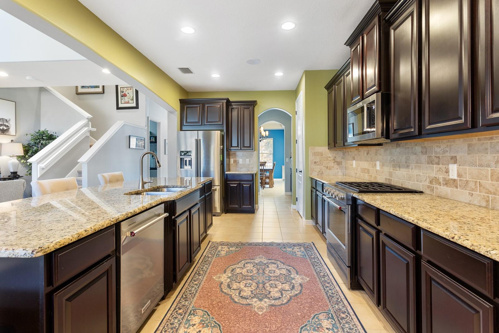 Image 9 of 64 For 15306 Sandfield Loop