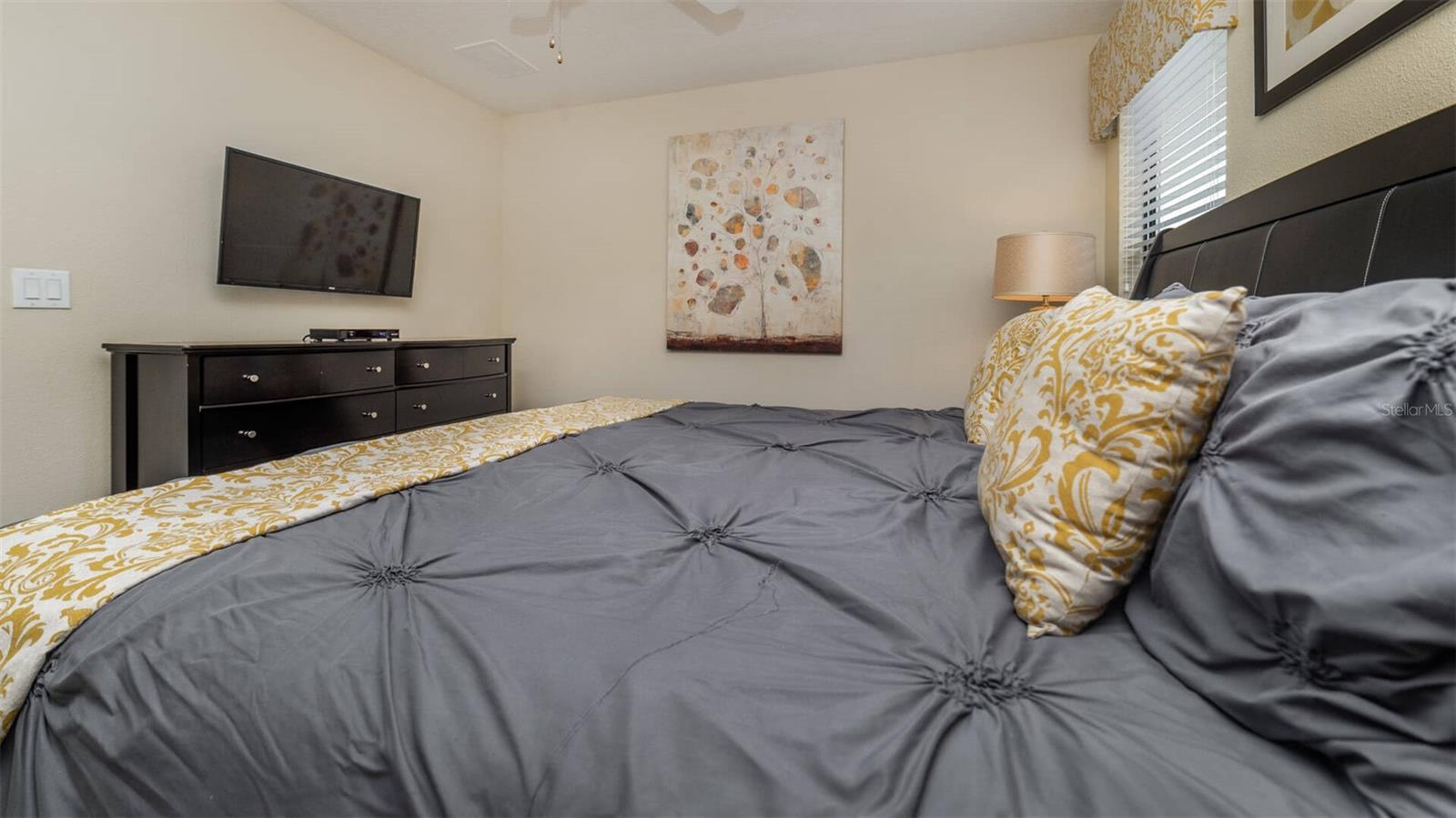 Image 16 of 58 For 1506 Moon Valley Drive