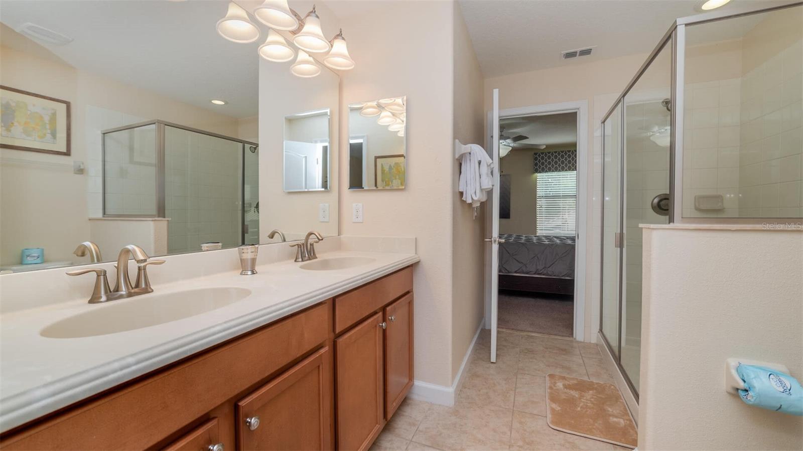 Image 20 of 58 For 1506 Moon Valley Drive