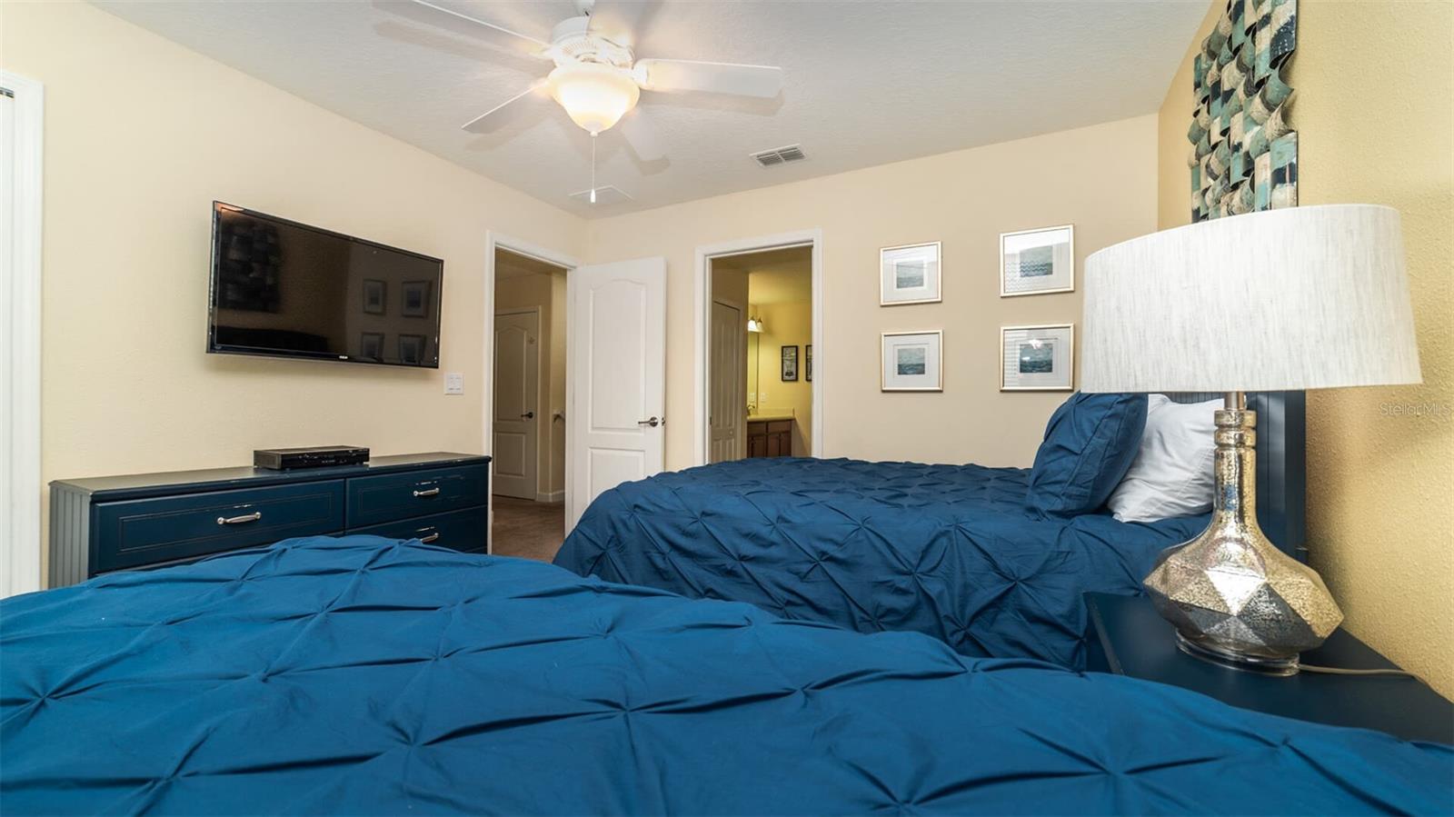 Image 28 of 58 For 1506 Moon Valley Drive