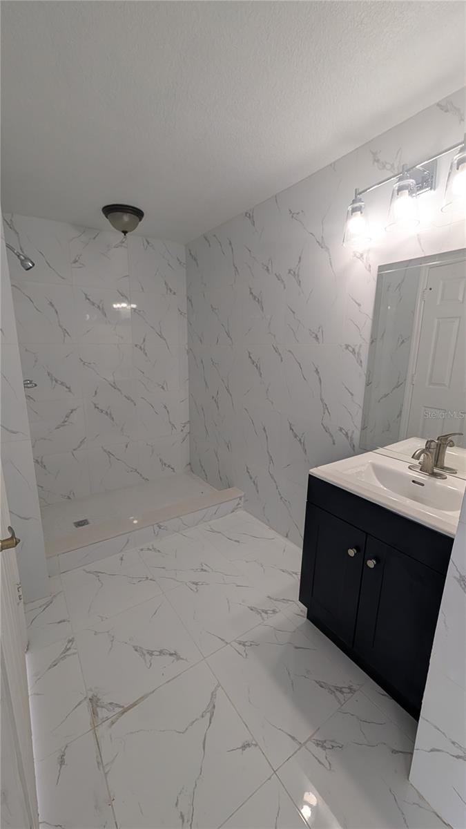 Image 9 of 10 For 3702 Palm Desert Lane 5423