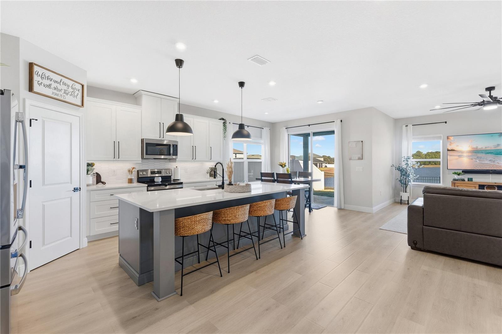 Image 11 of 32 For 67 Berlin Avenue